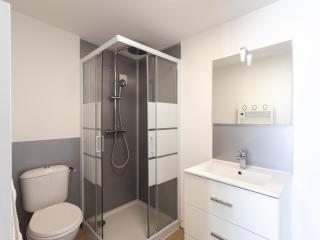 Ty Bihan by Madame Est Servie - 1