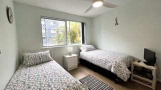 Chequers Caloundra Unit 2 - 3