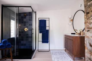 The QV Stage, Lux Couples Retreat W Outdoor Sauna - 8