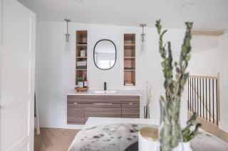 The QV Stage, Lux Couples Retreat W Outdoor Sauna - 5