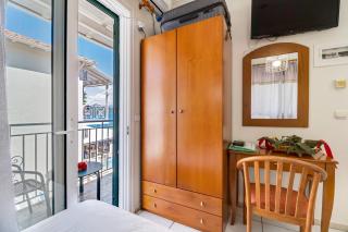 Nikiana Club - Studio 10 - 2