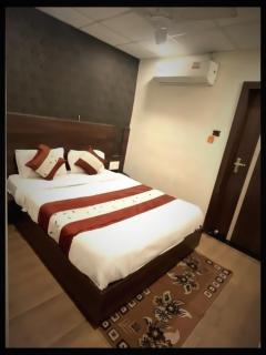 LUXURY ROOMS By HOTEL HARI PALACE - 3
