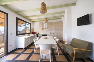 Golden Bay Lux House - 8