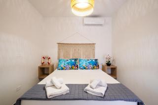 Golden Bay Lux House - 2