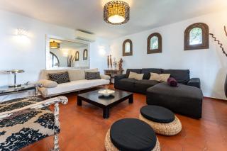 Art Gallery House - 4