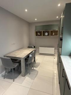 4 Bedroom home from home in Newtownabbey - 7