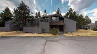 73 Meadow House - 9