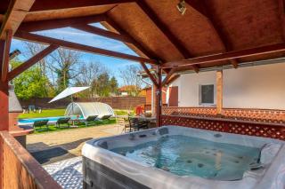 Fiesta Balaton Villa - 5