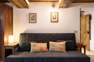Suite 19zero3 - 7