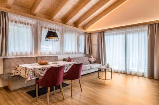 Les Ciases Chalets Dolomites Apt 6 - 9