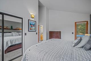 8 Dutchman Lane - 1