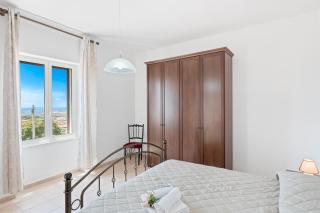 Mari E Monti - 2