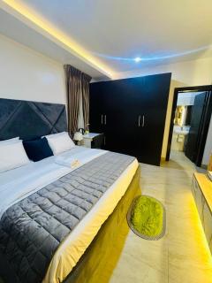 Grecel Luxury 3 Bedroom Apartment- F10 - 6