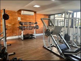 Crystal Place/ Former Bristol in front of Hugo Hospital - 3