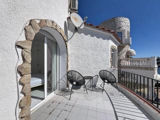 VALIRA 20D - Belle villa avec piscine et amarre - 8