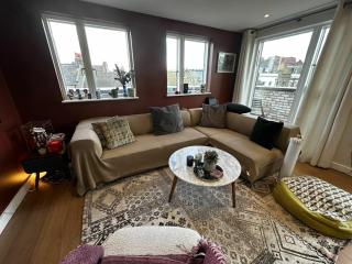 Sleek & Spacious 2BD Flat - Clapham - 8