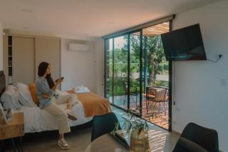 Lodwine Lodge Apartments - 8