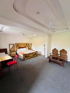 Hotel Serenity Inn - 7