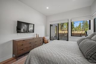 18196-1 Forestbrook Loop - 1