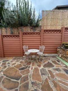 Emerald Fern Cottage - 2