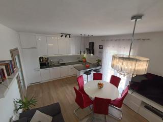 Spacious Villa near Zadar & Nin with Garden & BBQ - 9
