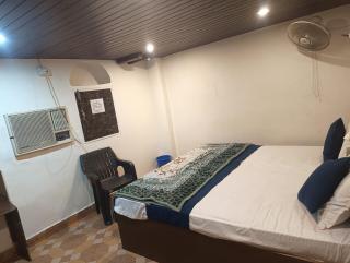 New Banaras Paying Guest House - 4