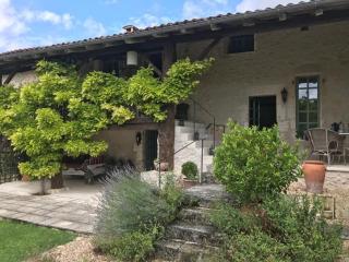 Beautiful family home with pool - 14 people - 5