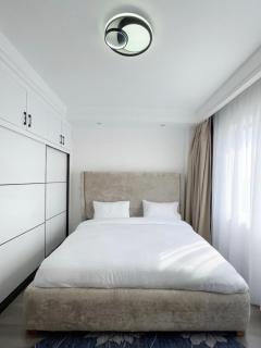 Shangri-la residence Westlands-Remote working & gym - 5