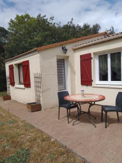 Chambre sous les mimosas 2kms plage - 9