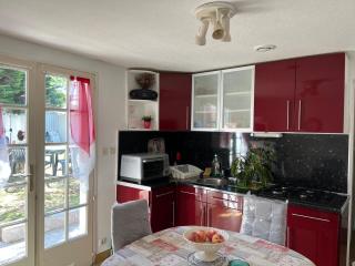 Charmante maison avec jardin intime - 3