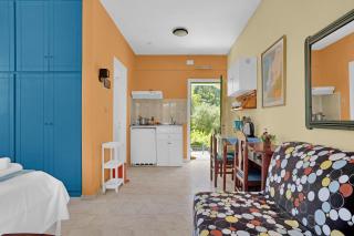 Veroni's studio 5 - 6