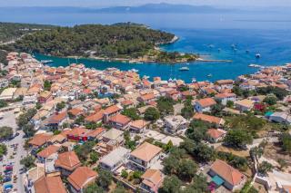 Captain Spiros Casa Bella Trio - 9