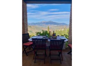 Sunny hillside casita in Guaro - 0