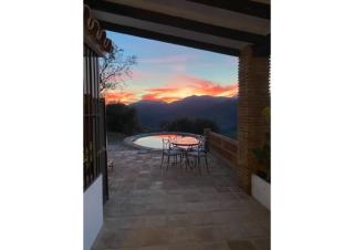 Sunny hillside casita in Guaro - 3