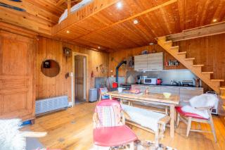 Quiet and Authentic Mountain Chalet - 7