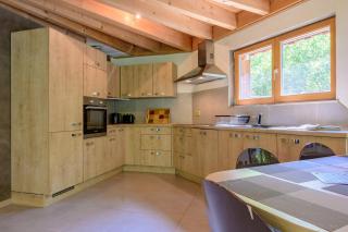 Charmante Maison en Bois - 6