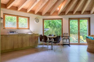 Charmante Maison en Bois - 7