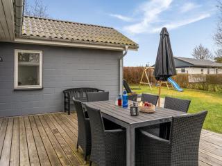 Holiday Home Kerttuli - 800m from the sea by Interhome - 2