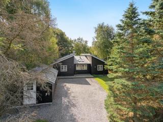 Holiday Home Amon - 670m from the sea by Interhome - 6