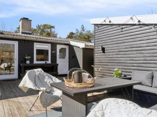 Holiday Home Aida - 400m from the sea by Interhome - 1