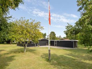 Holiday Home Teofan - 500m from the sea by Interhome - 9