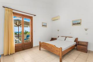 Thalpori In Stoupa, Mani - 4