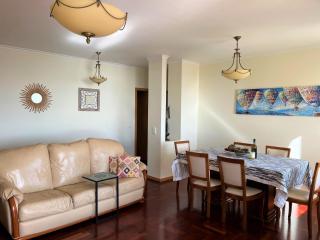 Sunny Ocean View Apartment - 5