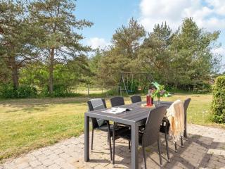 Holiday Home Aiden - 300m from the sea by Interhome - 1