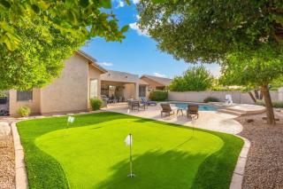 The Thirsty Cactus | Heated Pool, Spa & Games - 9