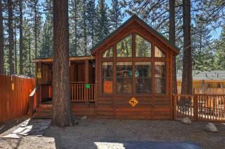 The Bear Den 7 Min to Lake - 1
