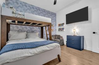 New Luxury 3BR Near Boardwalk Balcony Parking - 7