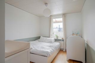 Calm and Comfortable 3BR Family Home with BBQ and Shared Pool - 9
