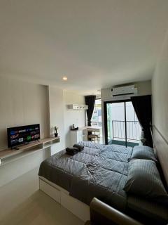 5 mins to Ari - Sutthisan - 6