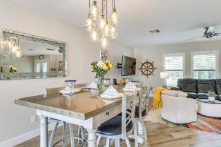 30-Day Beach Oasis w/ Pool, 1 Mi to Barefoot Beach - 1